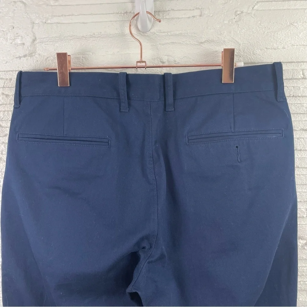 J.‎ Crew Men's Flex Straight Navy Chino's Size 30 X 31